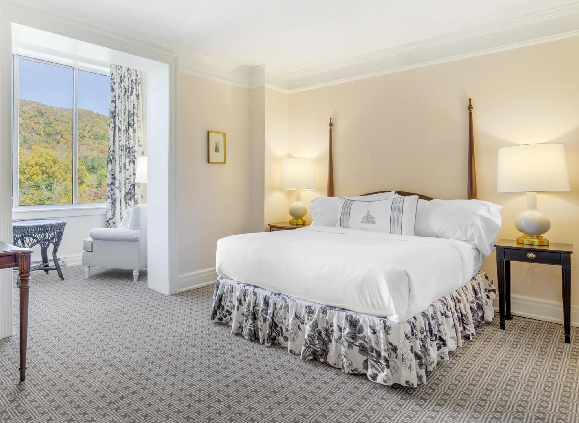 Resort The Omni Homestead & 4*