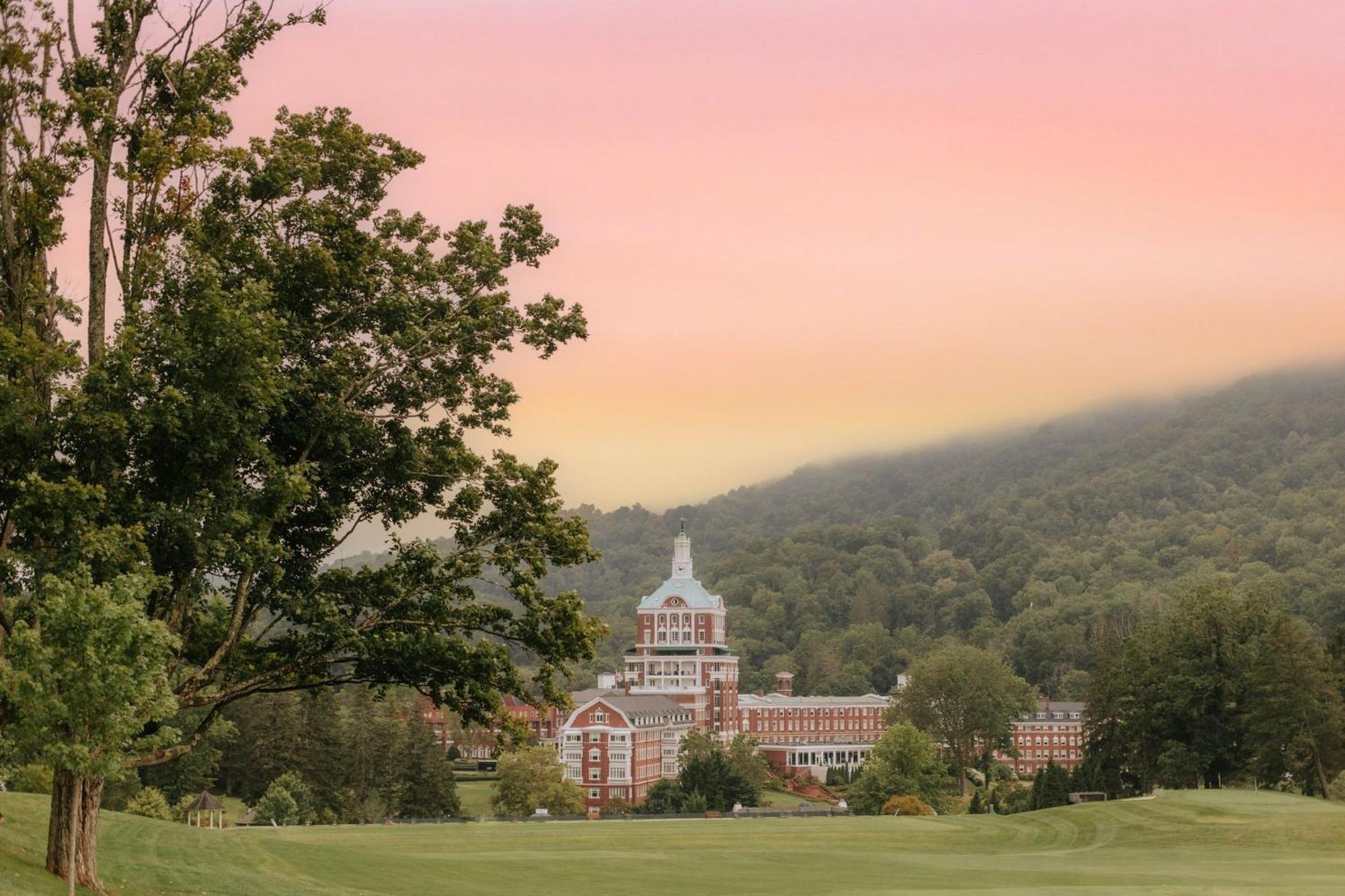 The Omni Homestead & 4*
