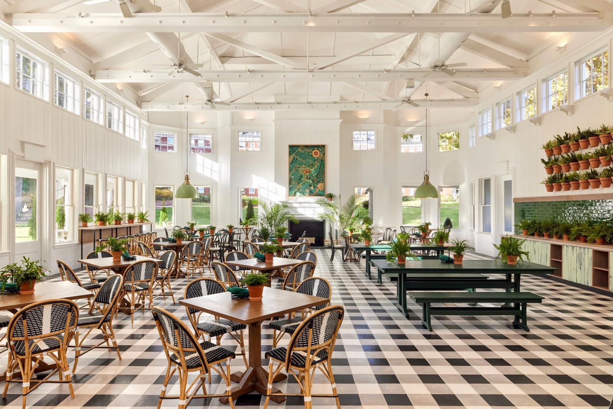 The Omni Homestead & 4* Hot Springs