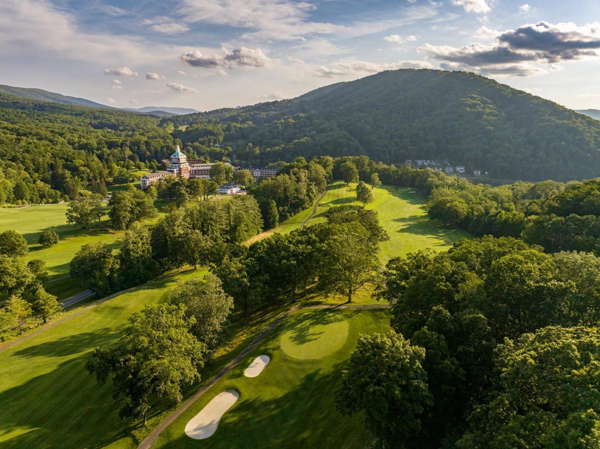 Resort The Omni Homestead &