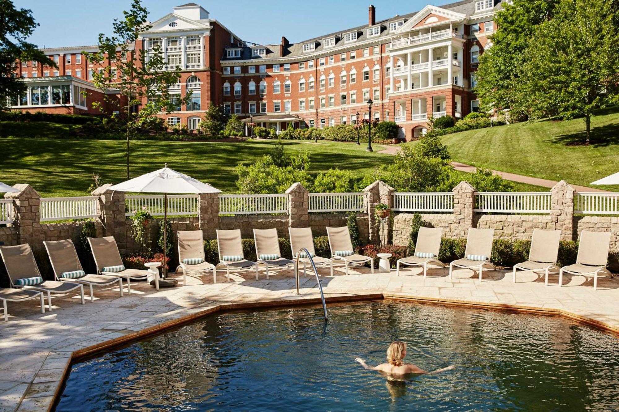 The Omni Homestead & Resort 4*